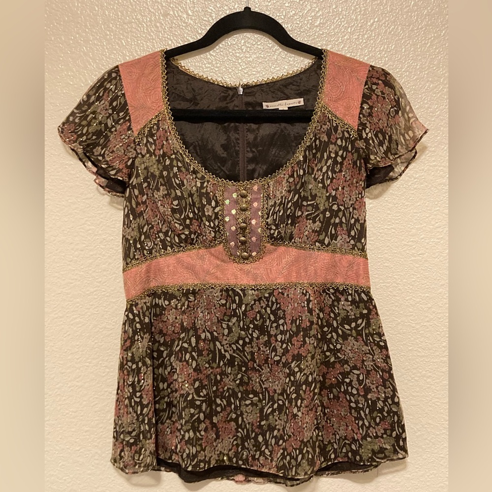 NANETTE LEPORE - Classy Blouse- Peplum Top - Sheer & Shimmer - Silk Blouse